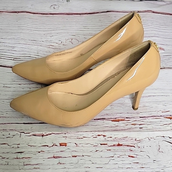 Cole Haan Tan Patent Leather Heels Size 6.5 - Picture 2 of 6